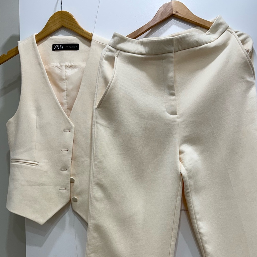 Zara set